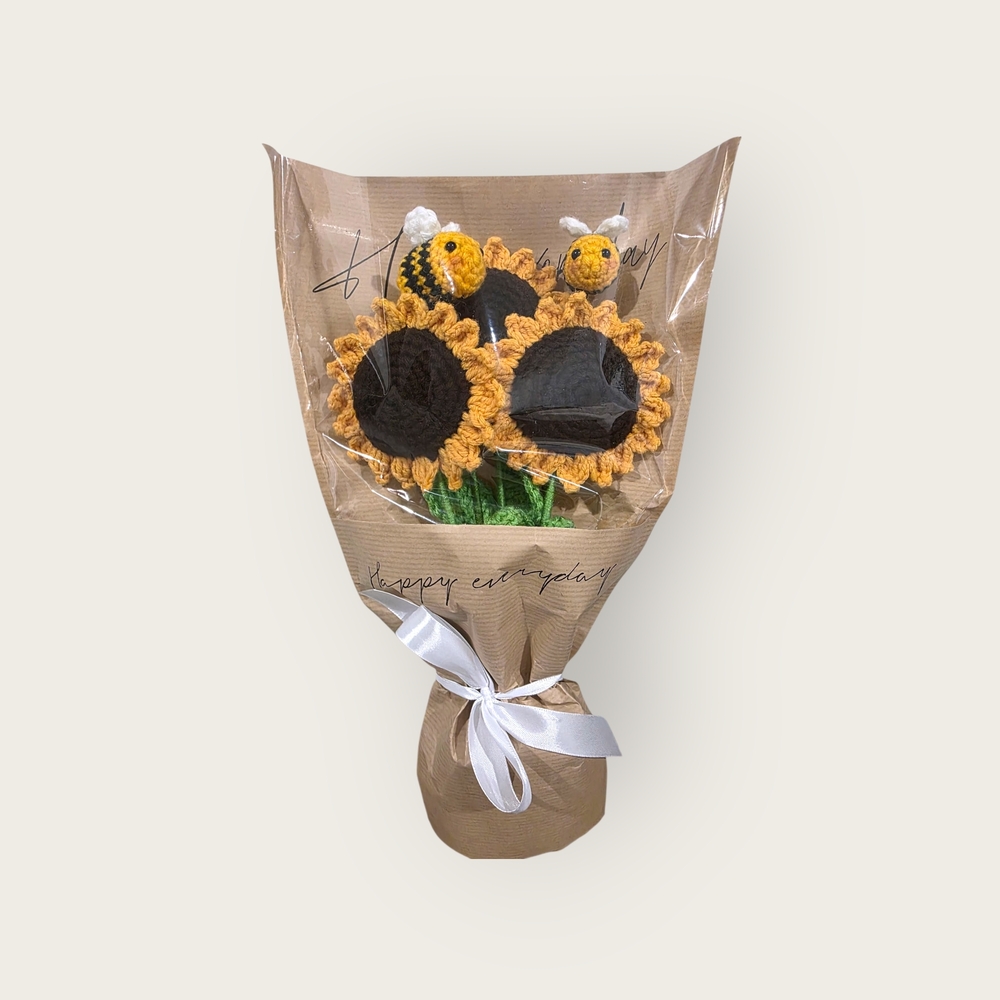 Charming Crochet Sunflower Bouquet with Bees Handmade
